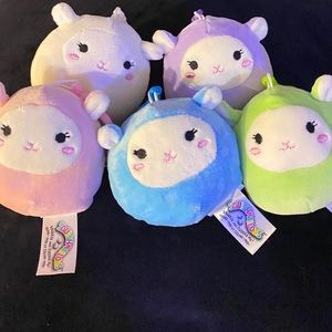 ISO SQUISHMALLOW LAMB CLIPS!